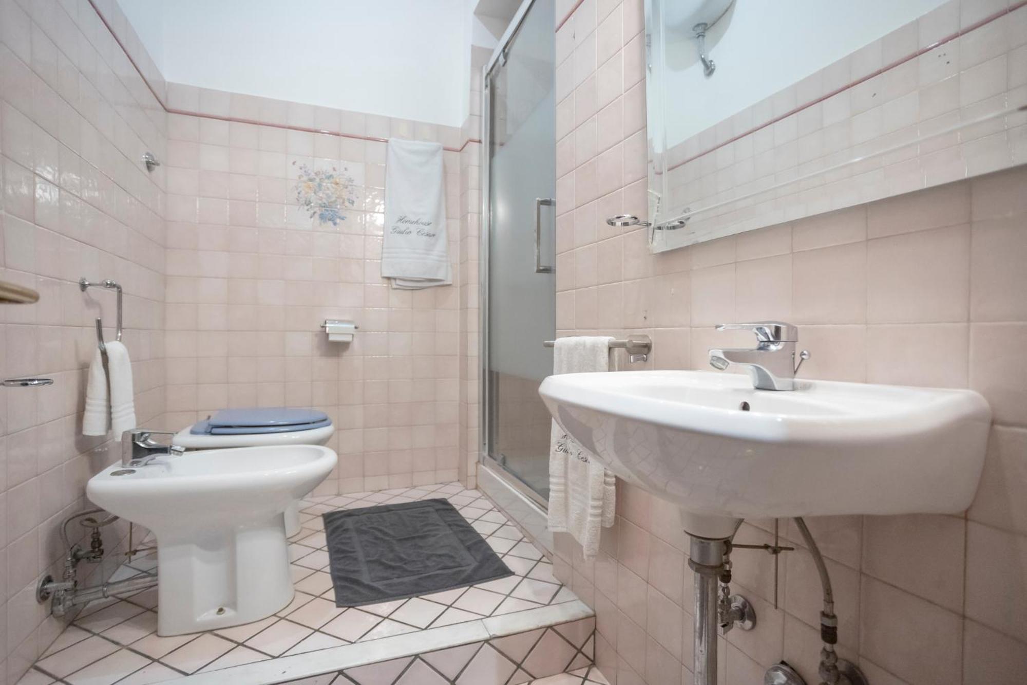 Casa vacanze Homehouse Giulio Cesare-san Pietro Roma